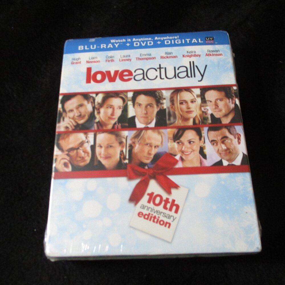 Love Actually 10th Anniversary Edition DVD Blu-Ray Digital w/Christmas Ornament - Picture 1 of 2